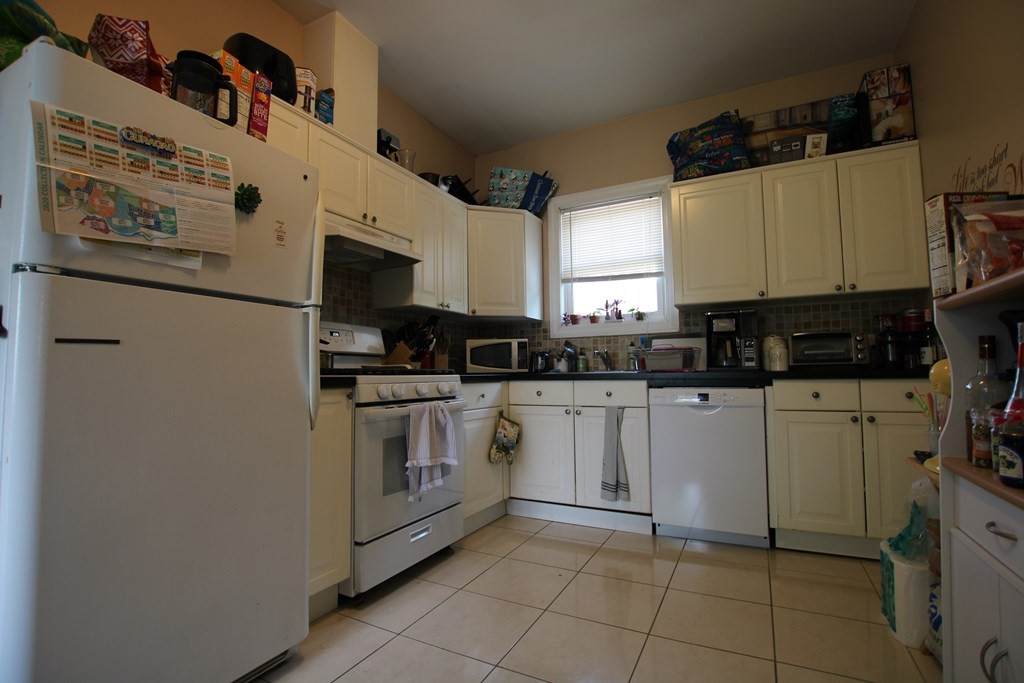 12 Phillips Street - Photo 1