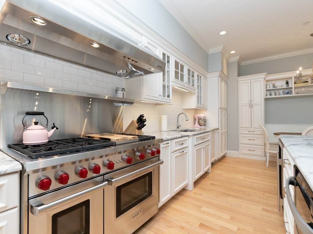 401 Main St. - Photo 1