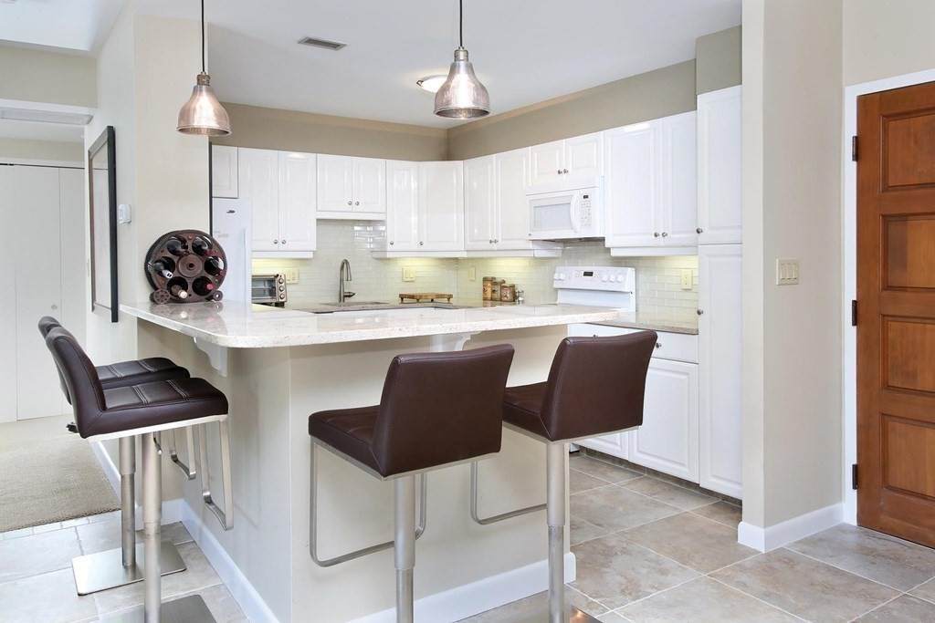 210 Nahanton St - Photo 1