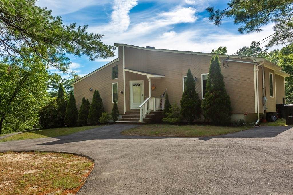 32 Ledgeview Dr - Photo 1