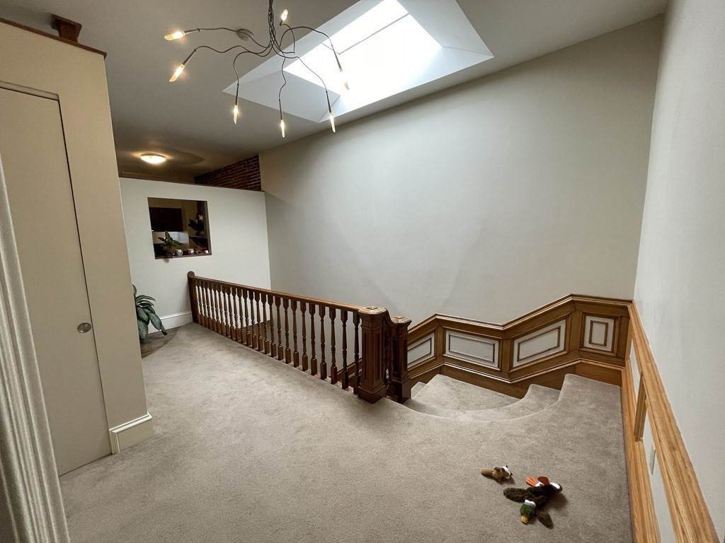 563 Massachusetts Ave - Photo 1