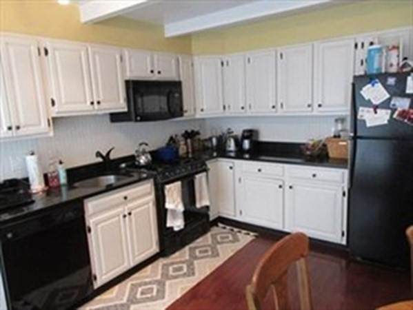 111 M Street - Photo 1