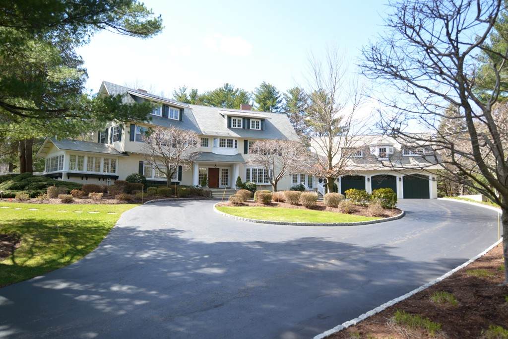 87 Hundreds Rd - Photo 1