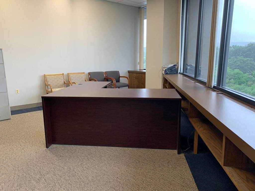 780 Main St - Photo 1