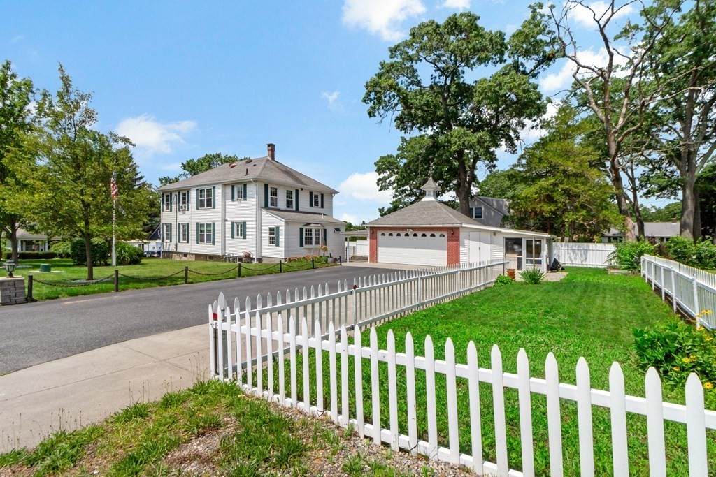 363 Mendon Road - Photo 1