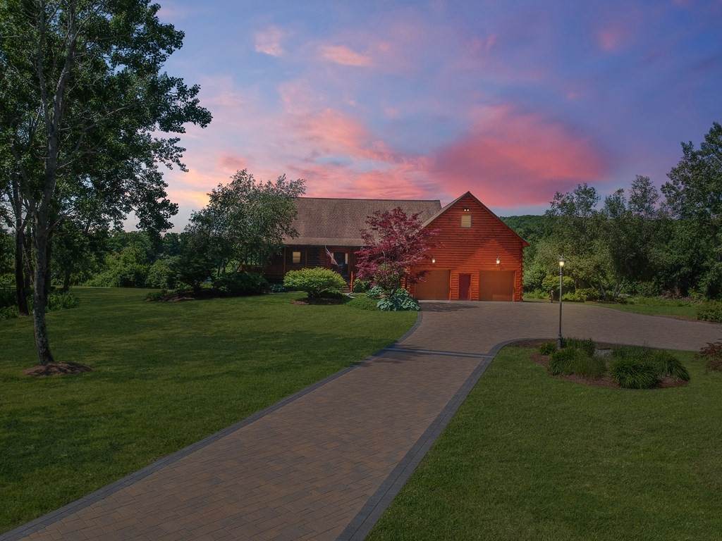 285 South Rd - Photo 1