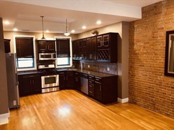 29 Beacon St - Photo 1