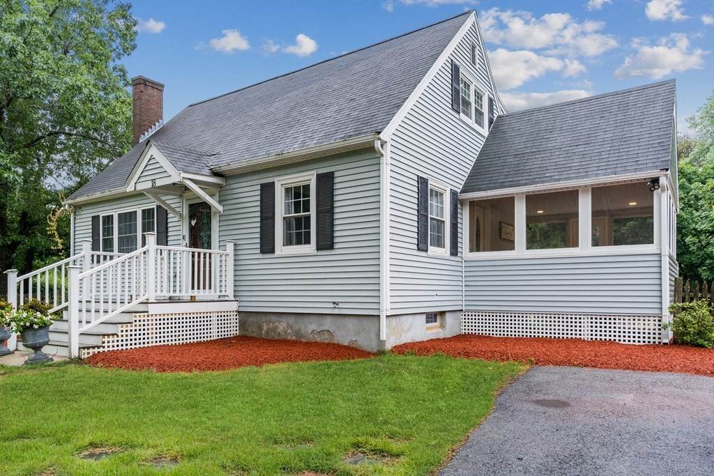 18 Moore Rd - Photo 1