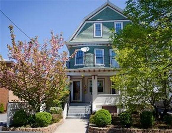 151 Massachusetts Ave - Photo 1
