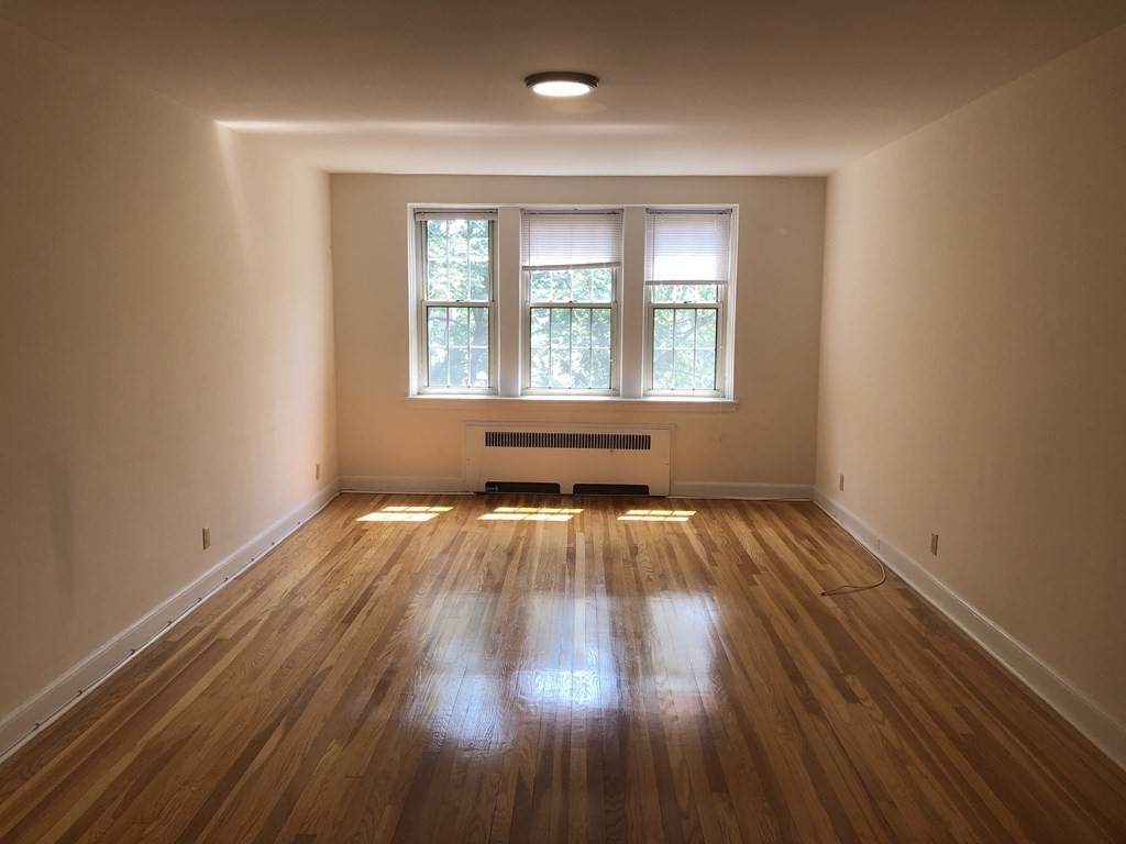 24 Concord Ave - Photo 1