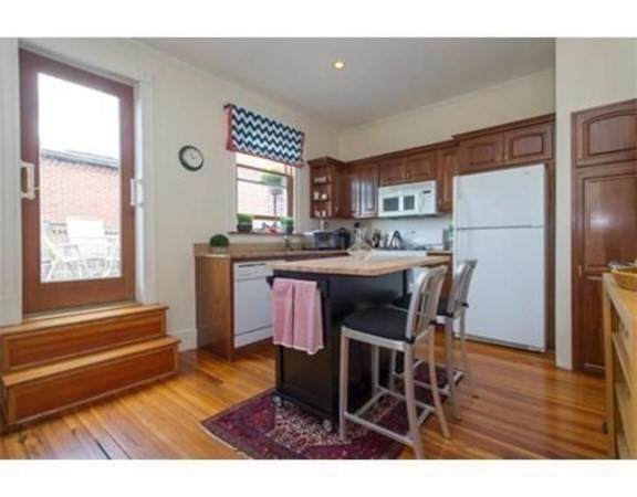 65 Mount Vernon Street - Photo 1