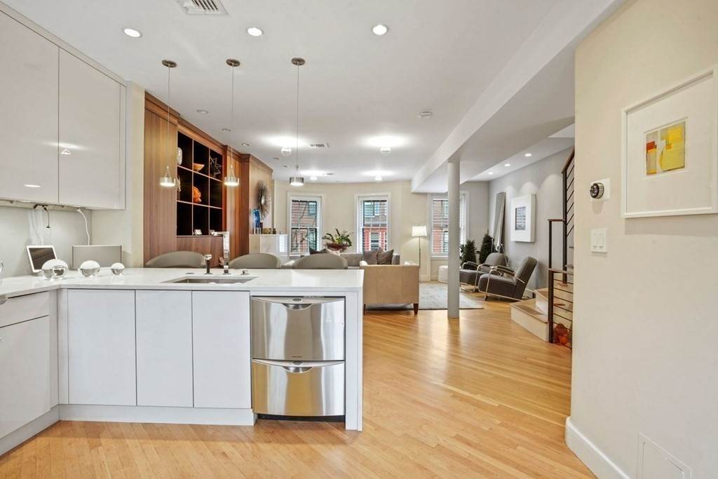 29 Hanson Street - Photo 1
