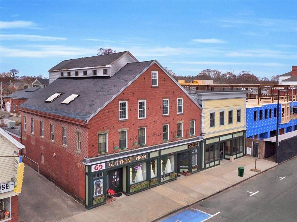 32 Maple Street - Photo 1
