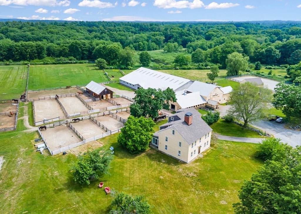 255 Davis Rd - Photo 1