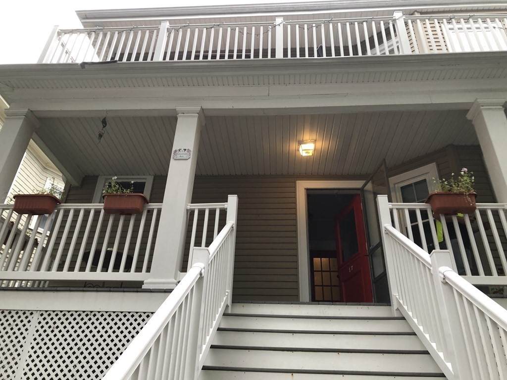 17 Hunnewell - Photo 1
