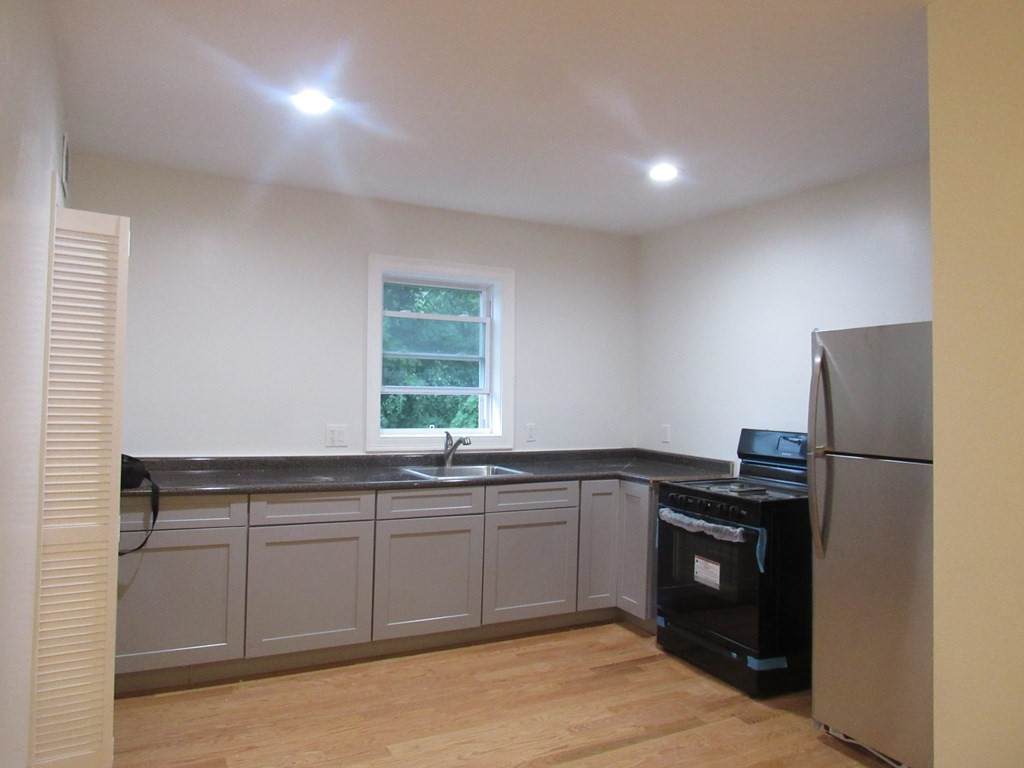 311 Providence Rd - Photo 1