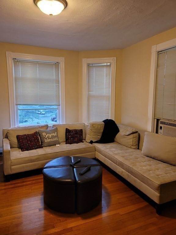 116 Paul Revere Rd - Photo 1