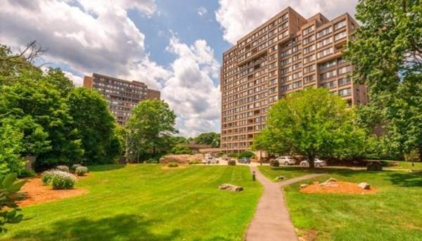 250 Hammond Pond Pkwy - Photo 1
