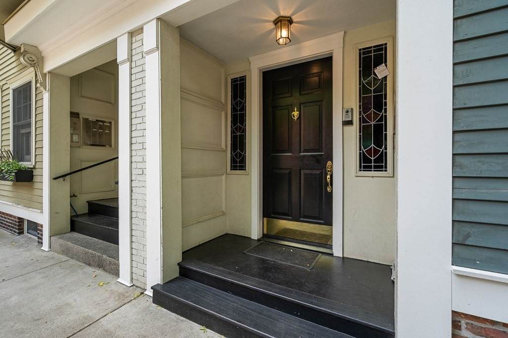 34 Washington St - Photo 1
