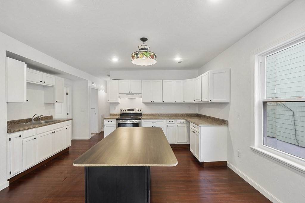 76 Gage St - Photo 1