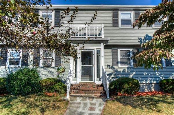 39 Elmwood Park - Photo 1