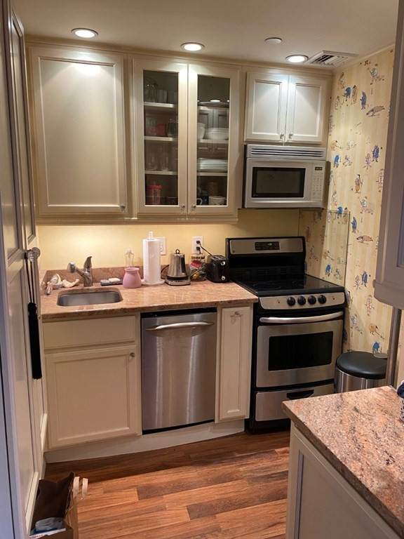145 Pinckney St. - Photo 1