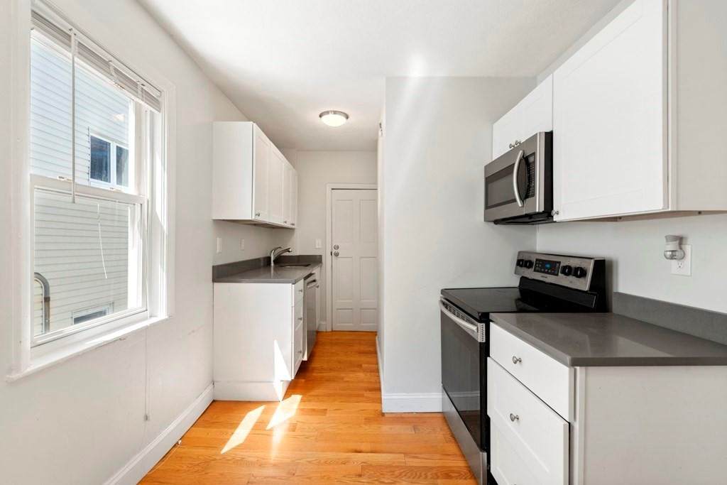 46 South St - Photo 1