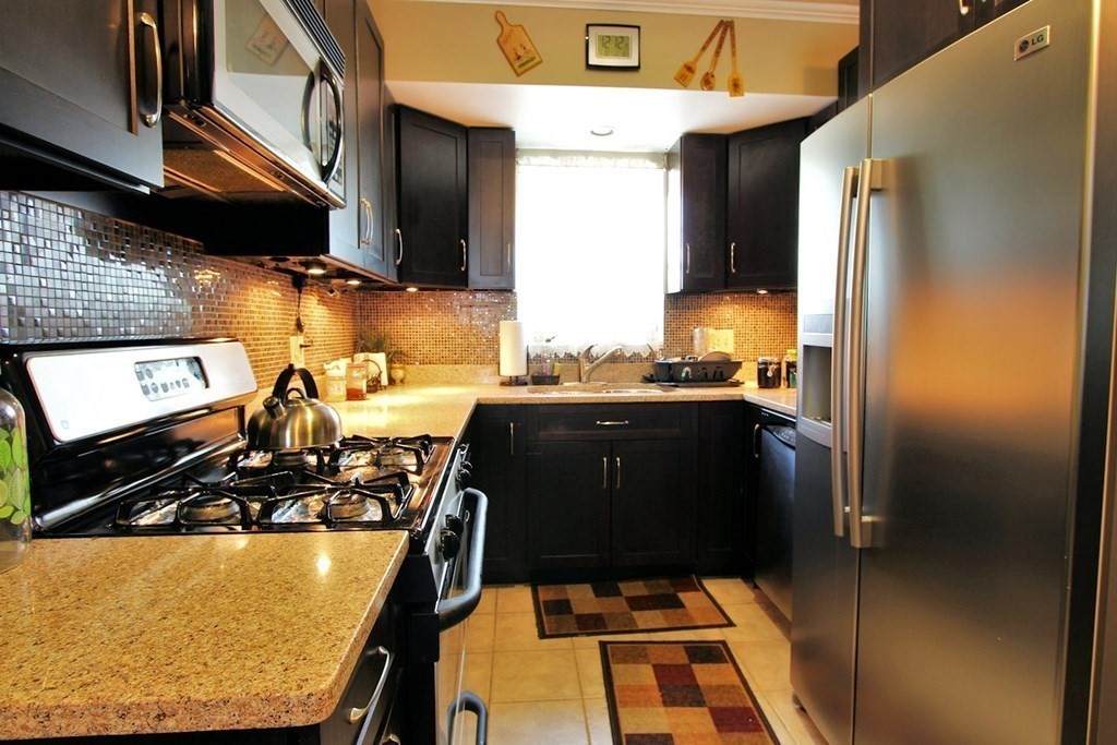 18 Lake Shore Terrace - Photo 1