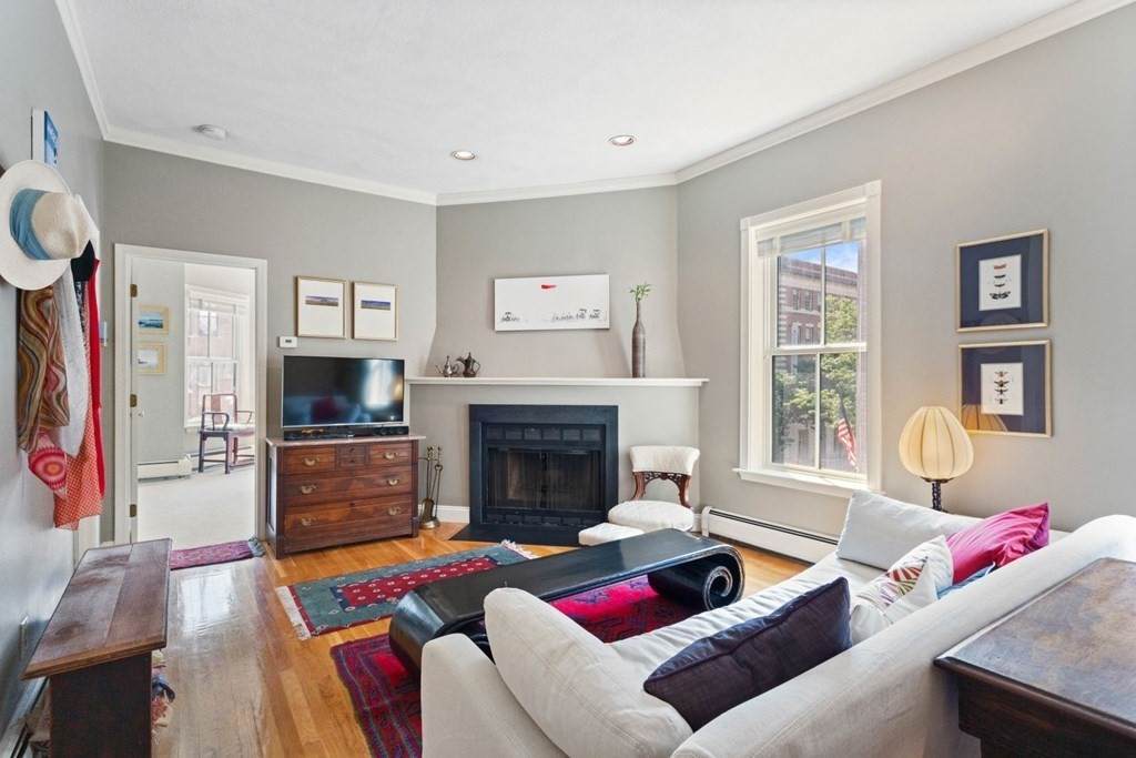 50 Berkeley St - Photo 1