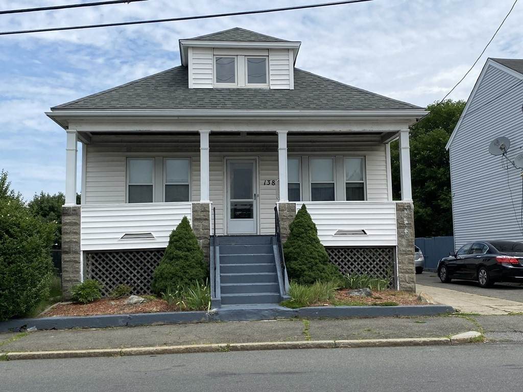 138 Hutchinson St - Photo 1