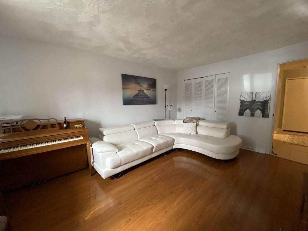 9 Weld Street - Photo 1