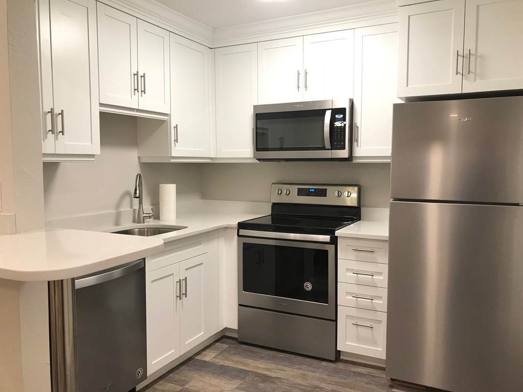 1801 Ocean St - Photo 1