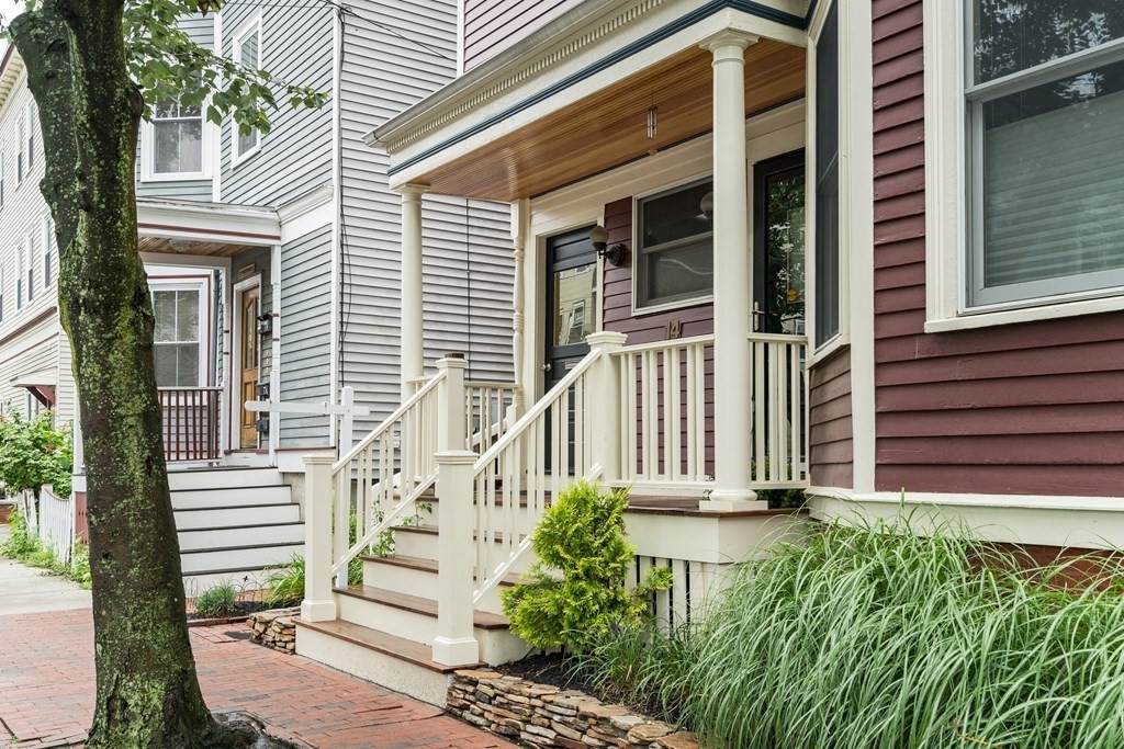 14 Magnolia Ave - Photo 1