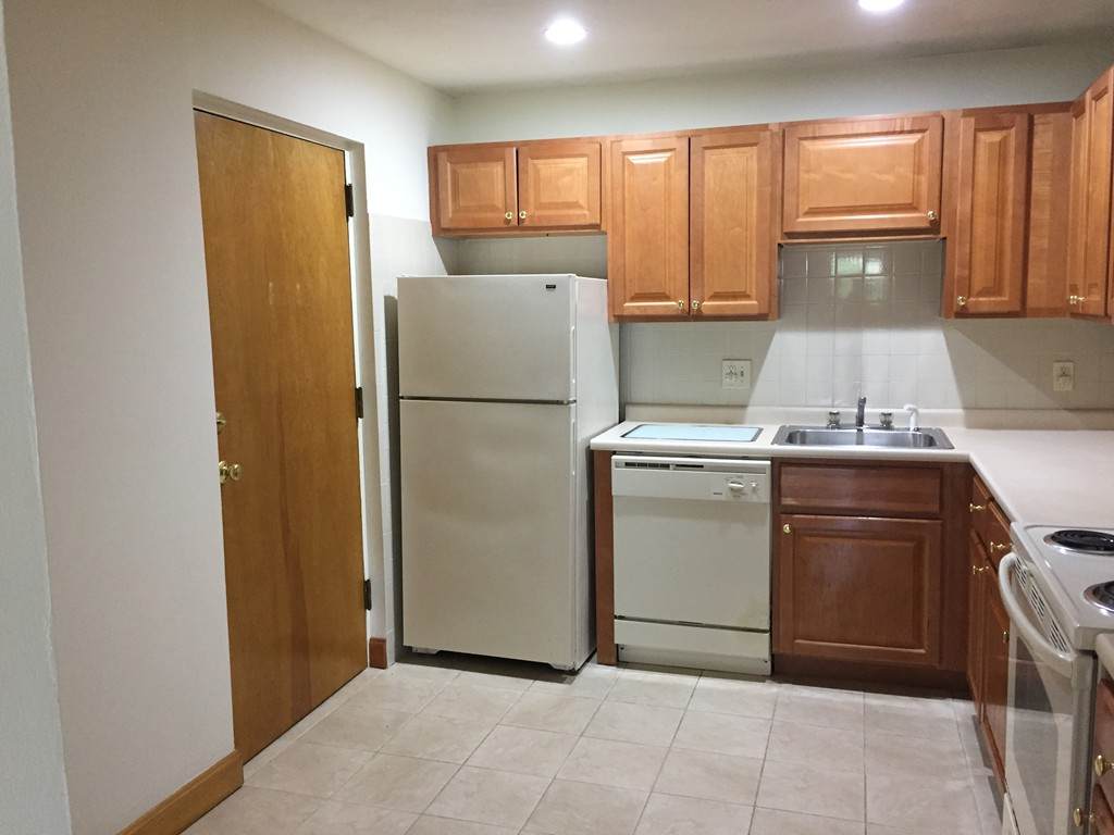 2366 Commonwealth Ave. - Photo 1