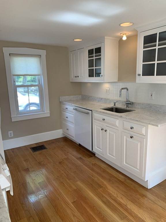 1803 Main Street - Photo 1