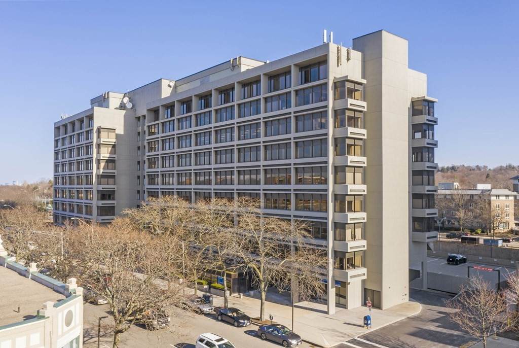 300 Washington Street - Photo 1