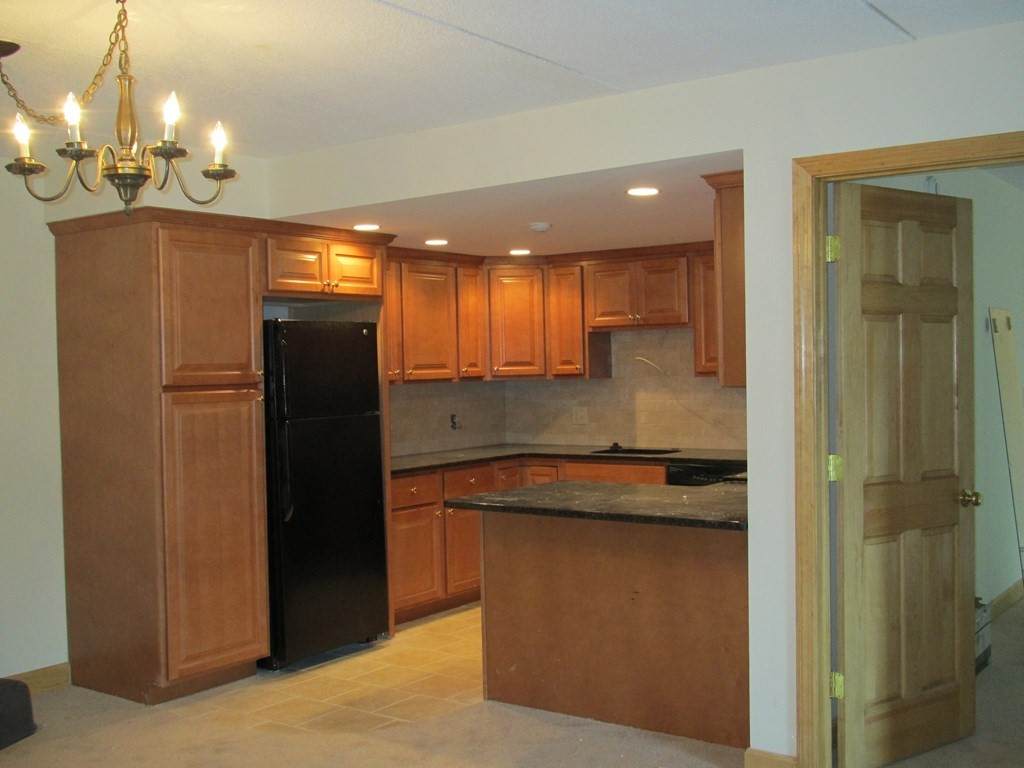 2320 Commonwealth Ave. - Photo 1