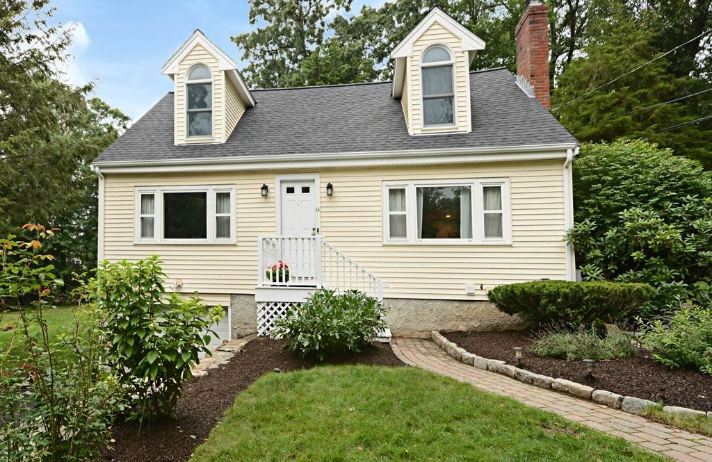 65 Everett St - Photo 1