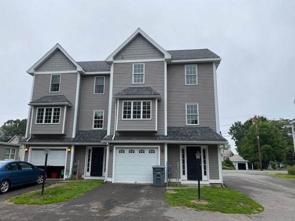 303 South St - Photo 1