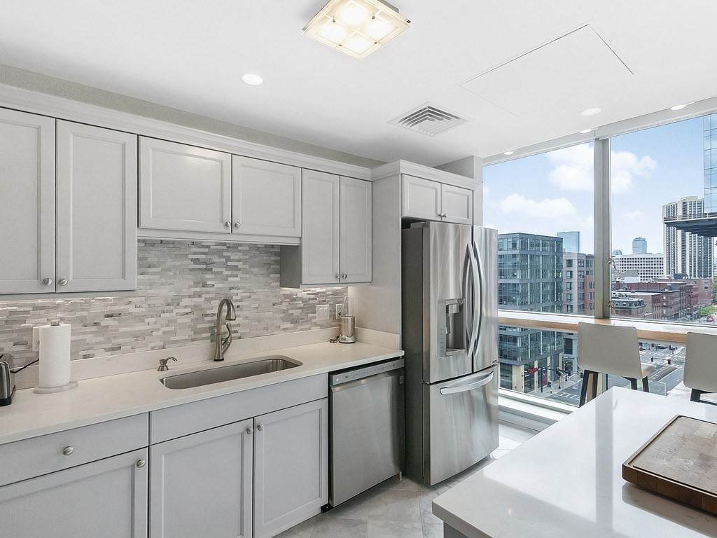 234 Causeway St - Photo 1