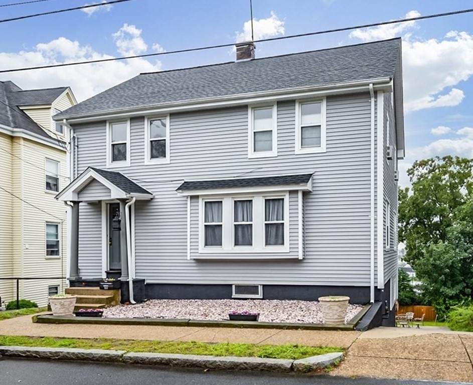 16 Hillside Ave - Photo 1