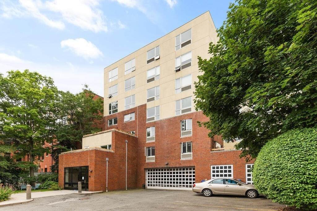 66 Winchester Street - Photo 1