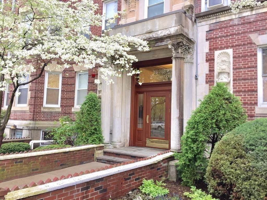 131 Park Dr. - Photo 1