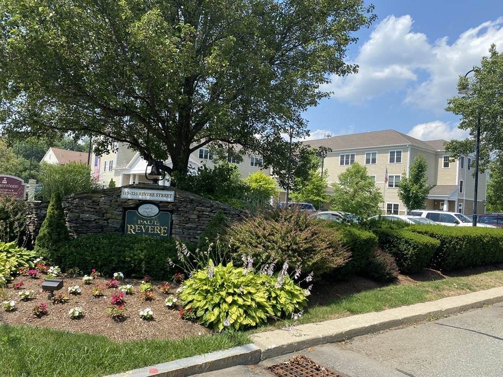 117 Revere St - Photo 1