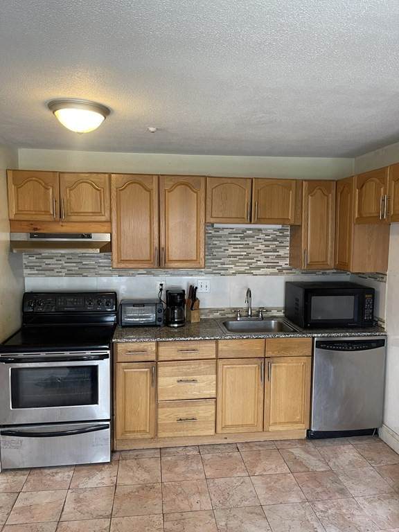 75 Colonel Bell Drive - Photo 1