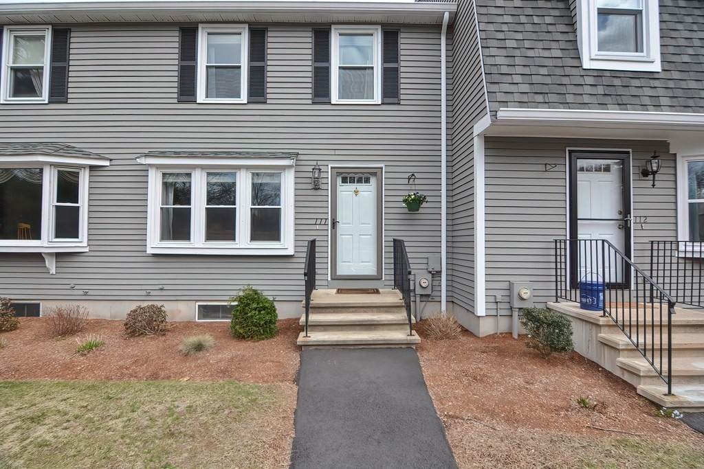 111 Twin Brook Ln - Photo 1