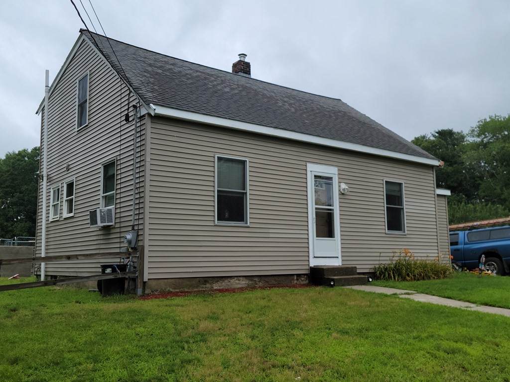 94 Precinct St - Photo 1