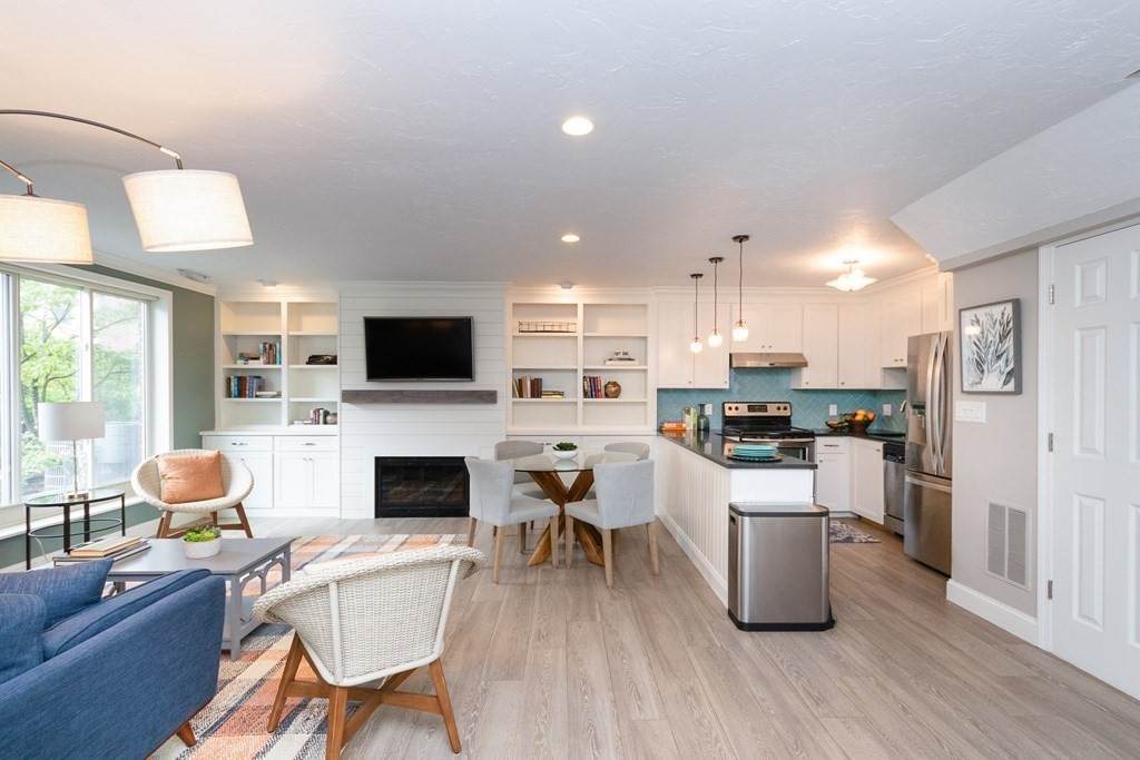164 Quincy Shore Drive - Photo 1