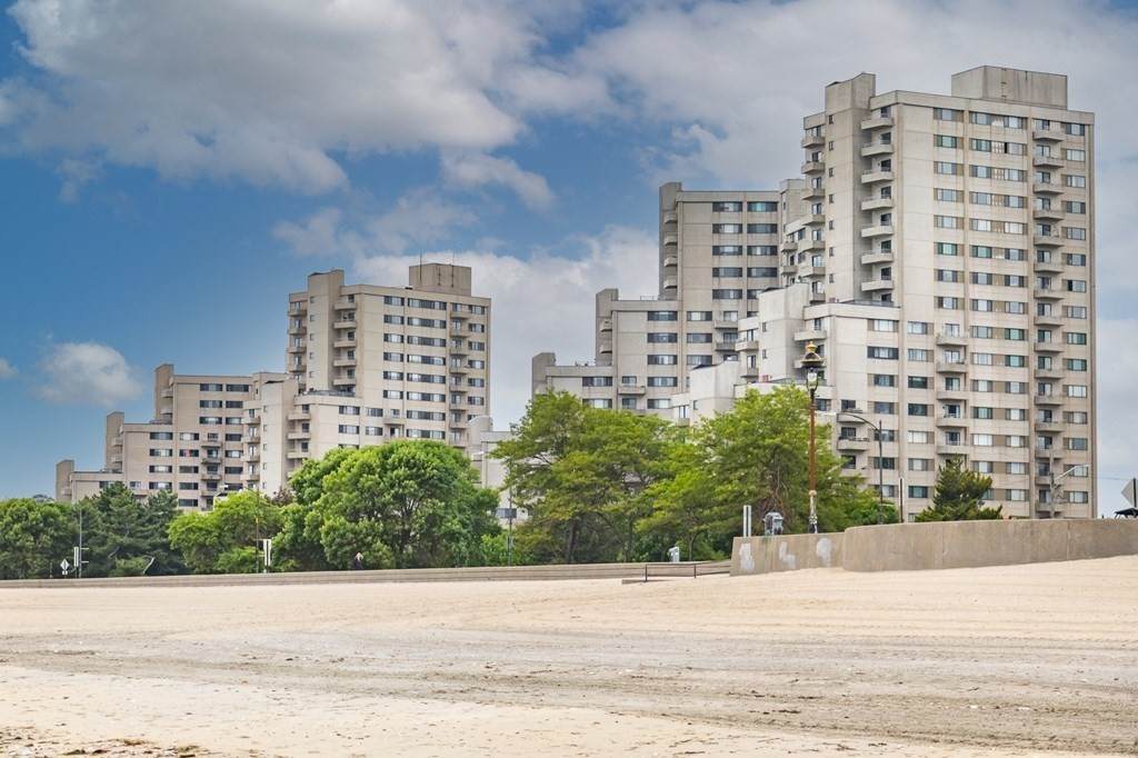 376 Ocean Ave - Photo 1