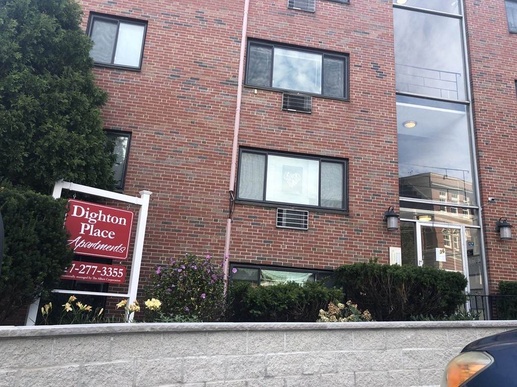 36 Dighton Street - Photo 1
